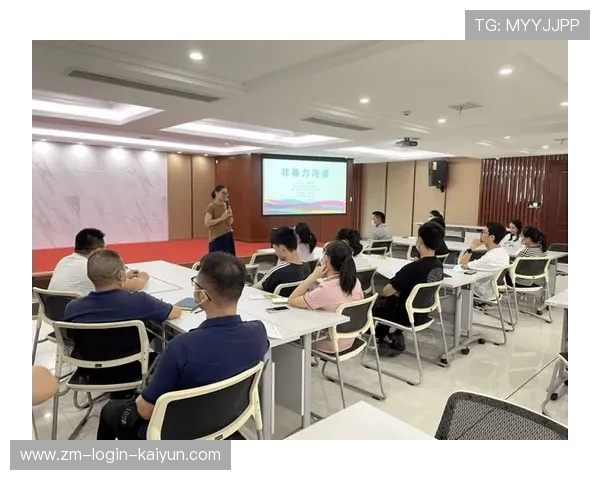 足球裁判委员会在判罚教育中加入心理素质与非暴力沟通培训提升执法效果